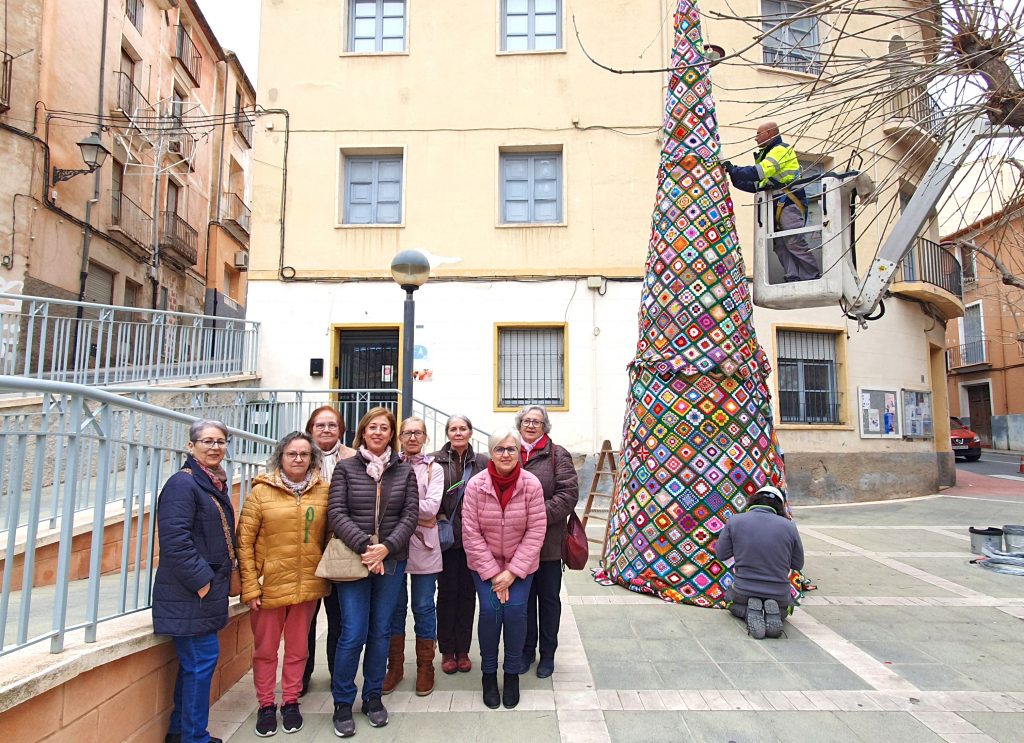 árbol de Navidad de ganchillo en Xixona